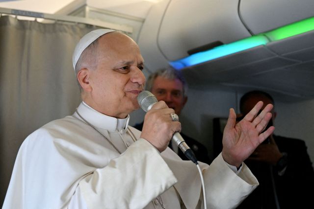 POPE LEO ALGERIA PLANE